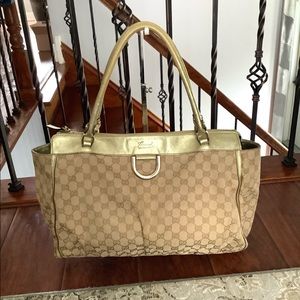 GUCCI canvas GG monogram tote bag 🌼🌻